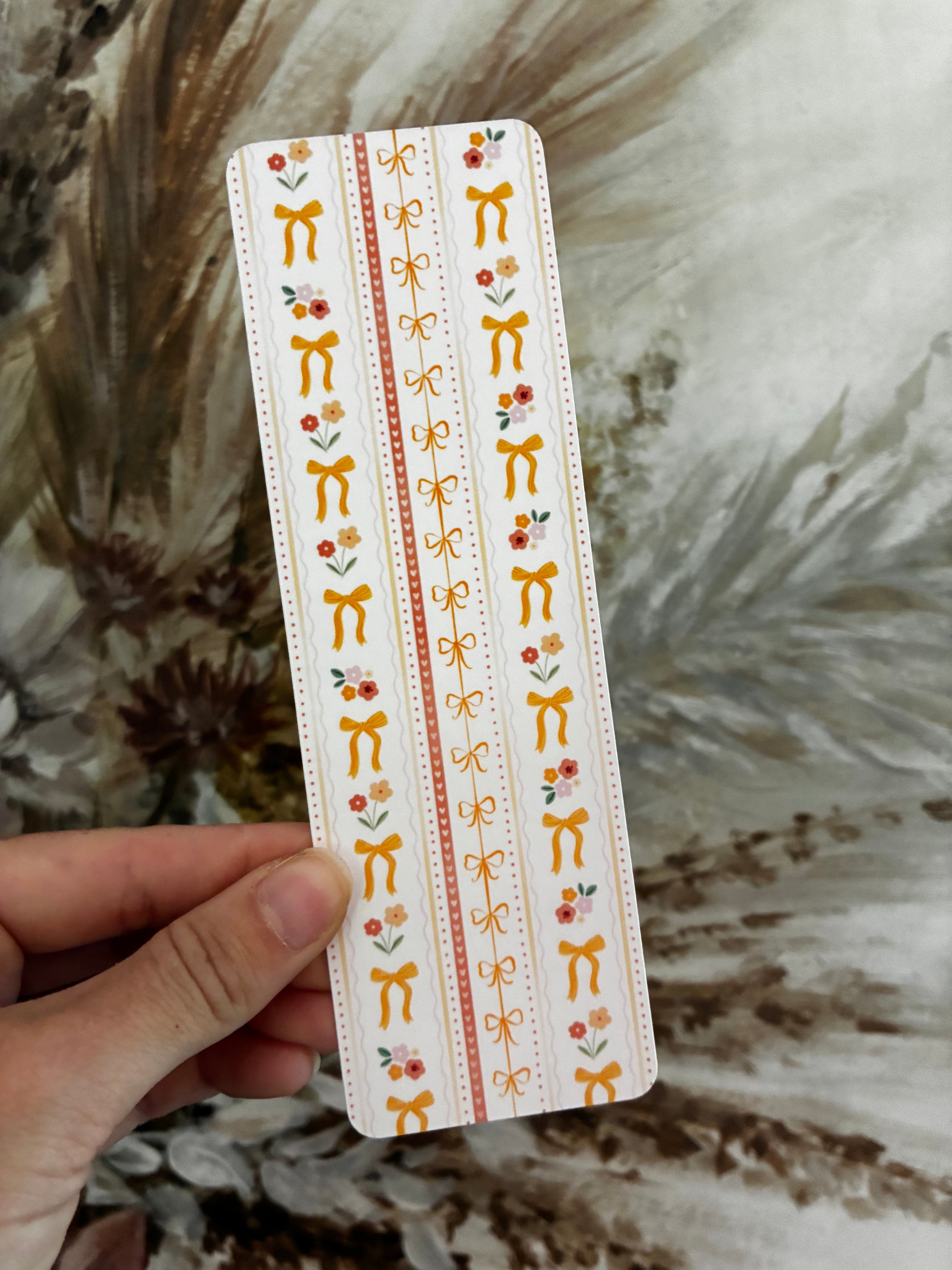 Pretty Bows Bookmark